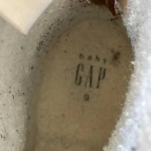 GAP Boots - Picture 9 of 9